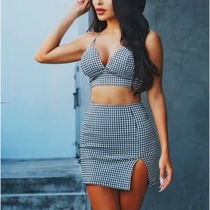 Womens black white gingham crop top skirt set size x small